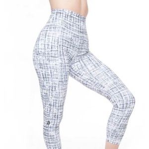 P’tula leggings: The Alainah lll Pocket Legging